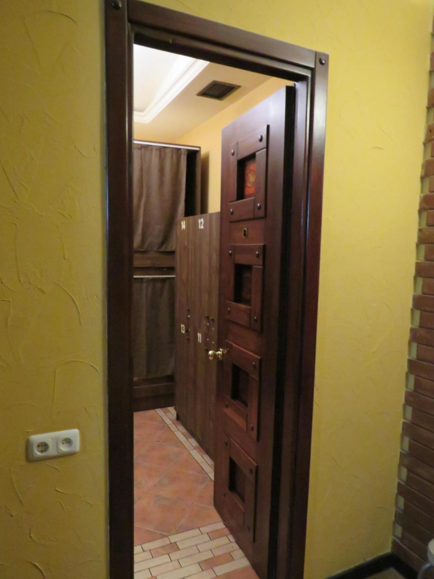 Hostel Jan In The Very Center 耶烈万 外观 照片